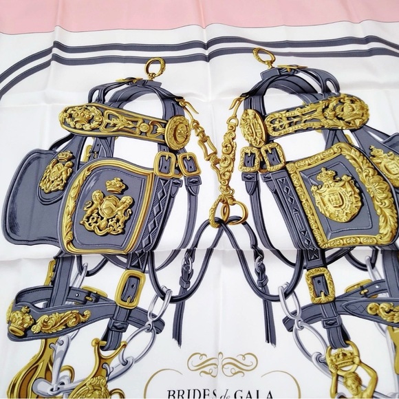 Hermes scarf Carre 90 Brides de Gala Pinks Silk100 - Picture 3 of 9